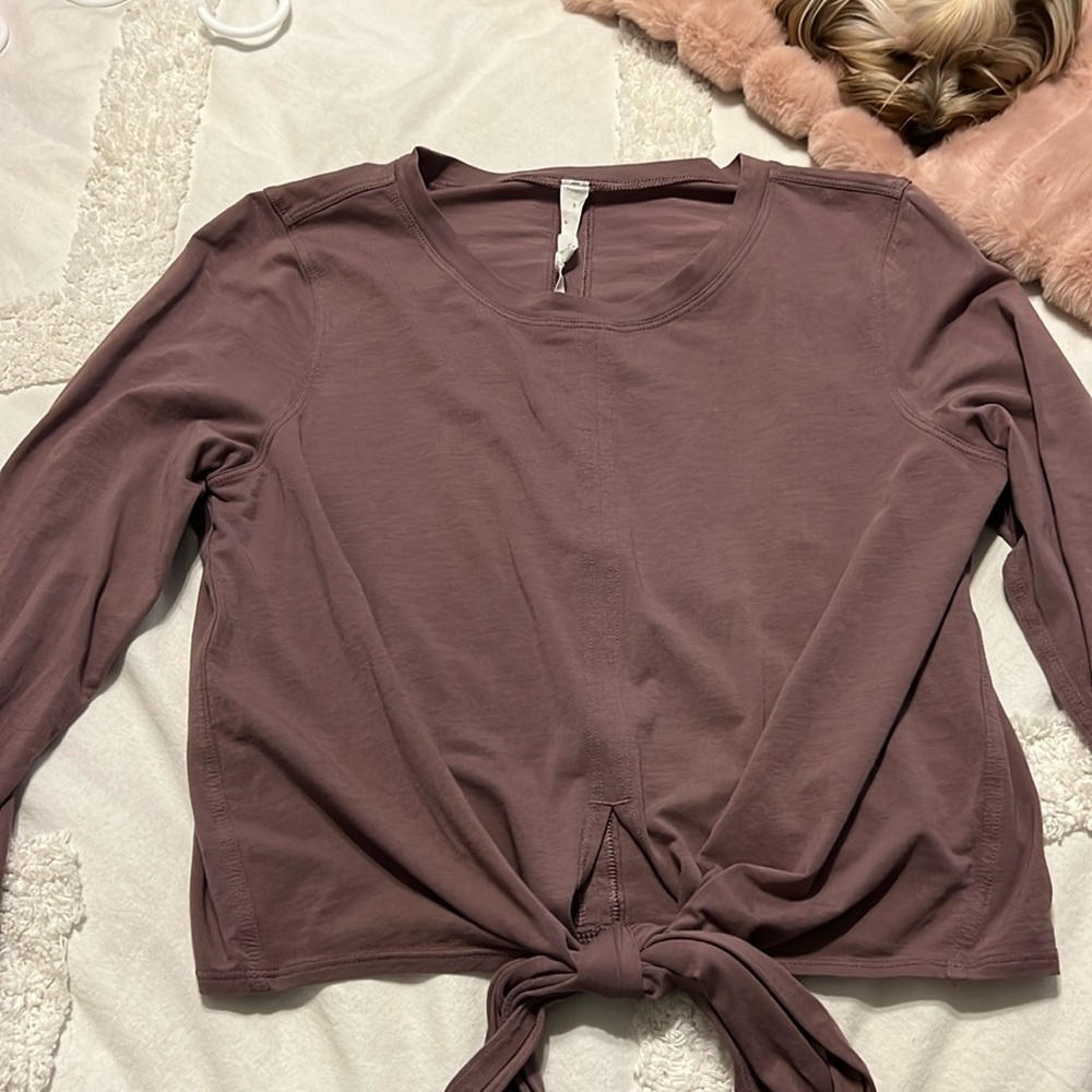 Lululemon cropped long sleeve